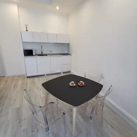 Dimora Nalu * Бари