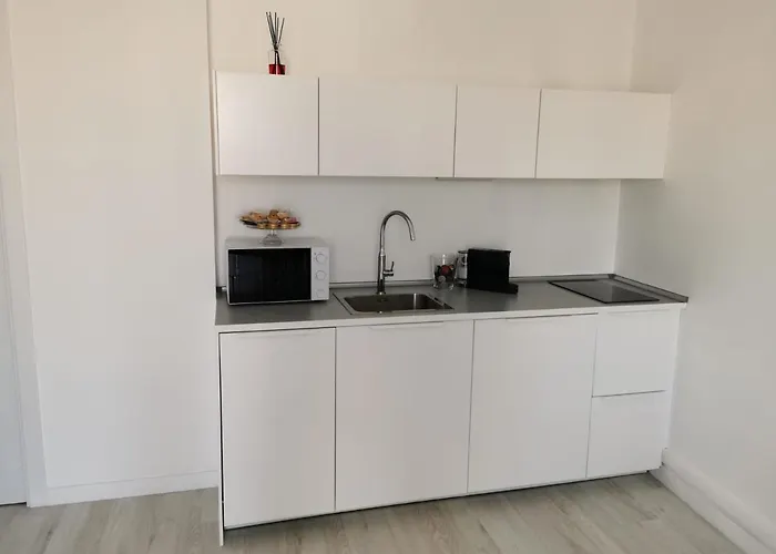 Dimora Nalu Μπάρι